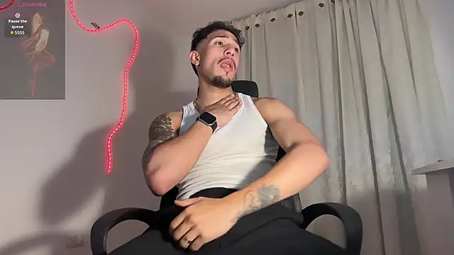 rafael stone11 online show from 04/07/26, 12:23