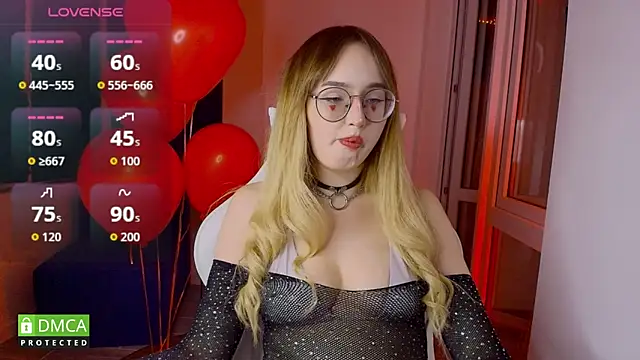 Snapshot of AdeLuna chatting on 02/14/26, 09:04 AdeLuna online show from 02/14/26, 09:04