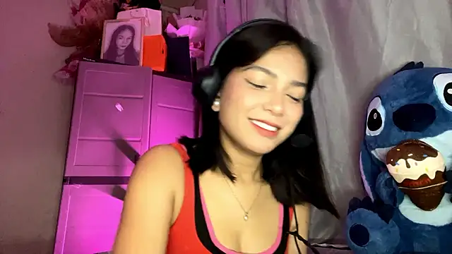 ConstancePorrini online show from 02/16/26, 10:36