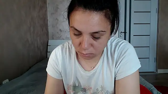 Snapshot of LorraGrey chatting on 06/09/26, 03:40 LorraGrey online show from 06/09/26, 03:40