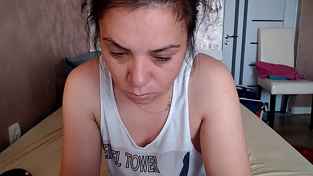Snapshot of LorraGrey chatting on 07/20/26, 03:36 LorraGrey online show from 07/20/26, 03:36