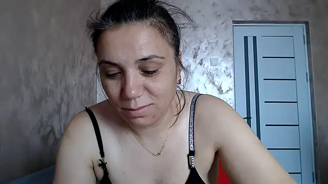 Snapshot of LorraGrey chatting on 07/06/26, 05:47 LorraGrey online show from 07/06/26, 05:47
