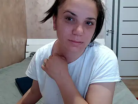 LorraGrey online show from 05/09/26, 03:21