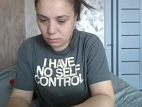 LorraGrey online show from 05/15/26, 05:49