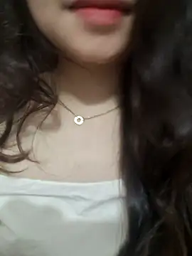 Snapshot of NinaKey chatting on 03/01/26, 05:57 NinaKey online show from 03/01/26, 05:57