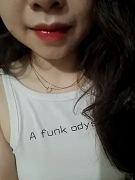 Snapshot of NinaKey chatting on 03/02/26, 07:48 NinaKey online show from 03/02/26, 07:48