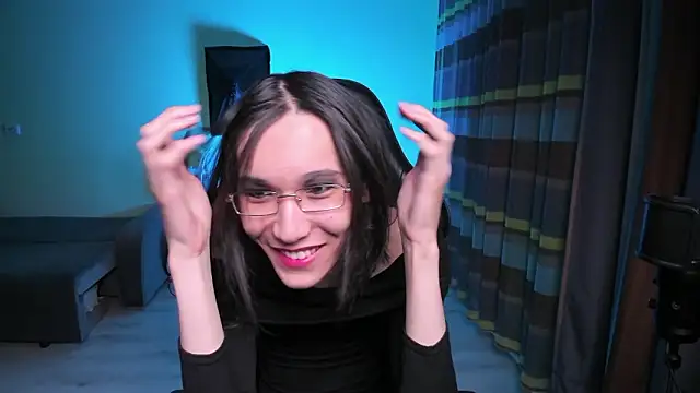 Snapshot of alison_marlowe chatting on 02/13/26, 07:14 alison marlowe online show from 02/13/26, 07:14