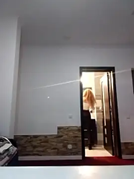 Snapshot of LannaQuinn chatting on 02/07/26, 02:52 LannaQuinn online show from 02/07/26, 02:52