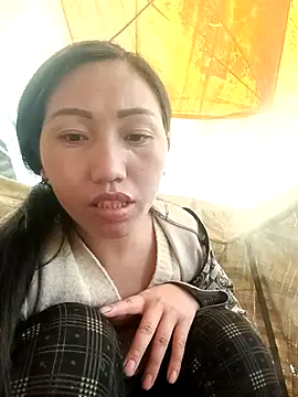 hot-luna- online show from 04/02/26, 07:48