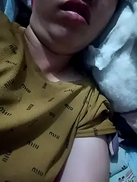 hot-luna- online show from 04/14/26, 10:26