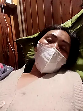 hot-luna- online show from 03/31/26, 12:29