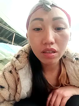 Snapshot of hot-luna- chatting on 02/03/26, 01:27 hot-luna- online show from 02/03/26, 01:27