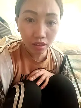 Snapshot of hot-luna- chatting on 02/28/26, 01:05 hot-luna- online show from 02/28/26, 01:05