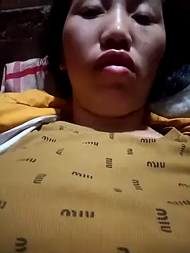 hot-luna- online show from 03/22/26, 10:11