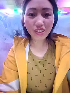 hot-luna- online show from 03/21/26, 09:19