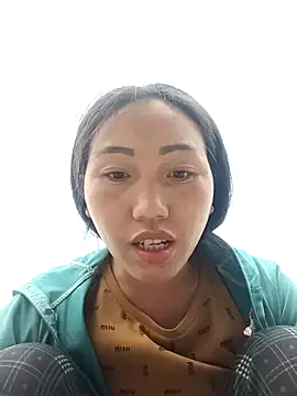 hot-luna- online show from 03/27/26, 08:26