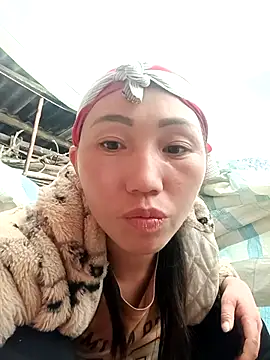 Snapshot of hot-luna- chatting on 02/03/26, 02:53 hot-luna- online show from 02/03/26, 02:53