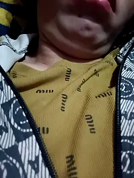 Snapshot of hot-luna- chatting on 02/17/26, 11:13 hot-luna- online show from 02/17/26, 11:13