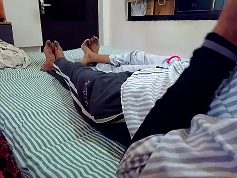 Indian-gentleman teen online show from 07/17/26, 12:02