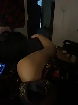 Indian-gentleman teen online show from 04/18/26, 09:04