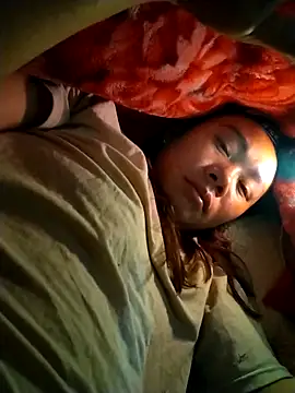 Snapshot of Bella-222 chatting on 02/15/26, 07:57 Bella-222 online show from 02/15/26, 07:57