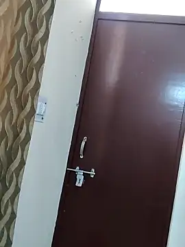 simran sharma01 online show from 02/13/26, 06:24