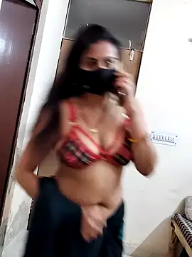 simran sharma01 online show from 02/18/26, 06:22