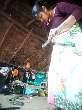 Hotty raghni online show from 02/03/26, 07:57