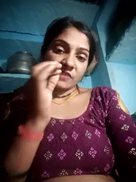 Hotty raghni online show from 02/05/26, 04:58