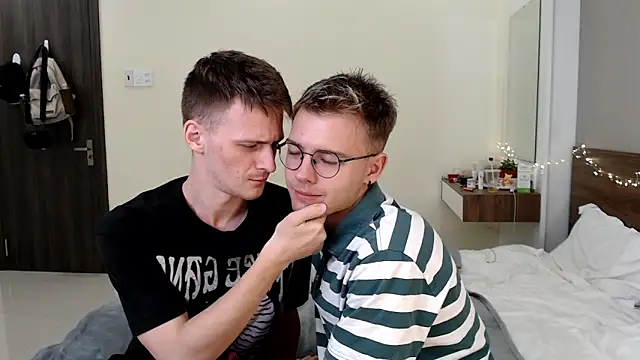 NikiKerryCum online show from 03/20/26, 01:34