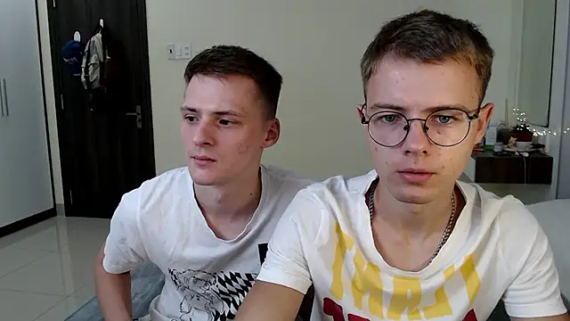 NikiKerryCum online show from 04/09/26, 02:01