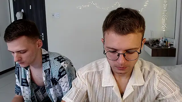 NikiKerryCum online show from 05/24/26, 04:56