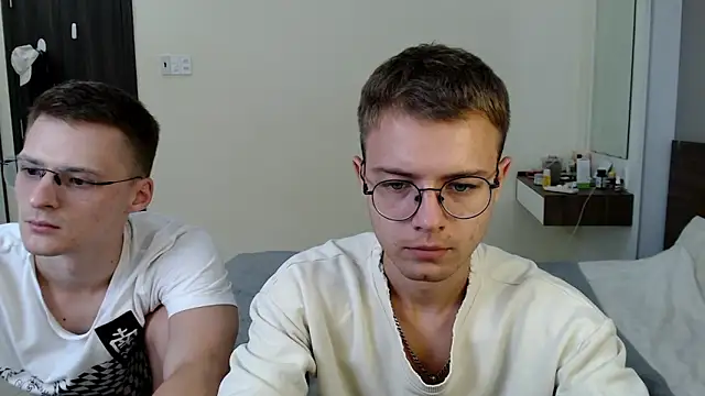NikiKerryCum online show from 05/08/26, 11:58