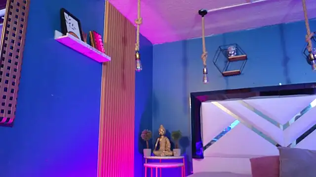 Ladyy brownn online show from 04/15/26, 11:49