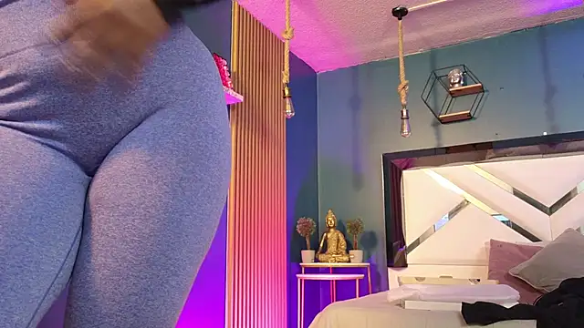 Ladyy brownn online show from 05/04/26, 11:02