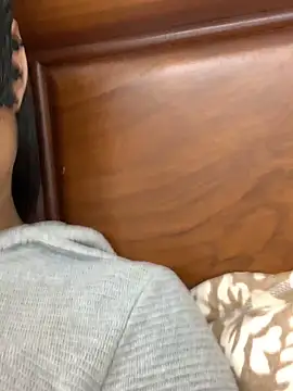 HEENA-STRIP online show from 02/27/26, 09:53