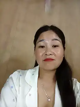 Snapshot of Dunk-namic chatting on 05/06/26, 02:26 Dunk-namic online show from 05/06/26, 02:26