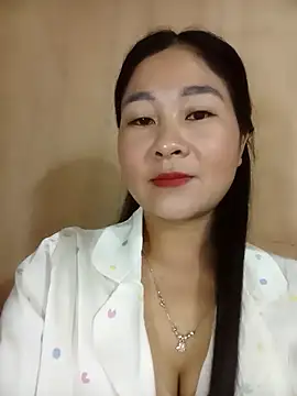 Snapshot of Dunk-namic chatting on 05/10/26, 02:26 Dunk-namic online show from 05/10/26, 02:26