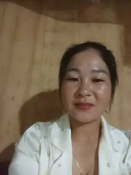 Snapshot of Dunk-namic chatting on 07/15/26, 11:34 Dunk-namic online show from 07/15/26, 11:34
