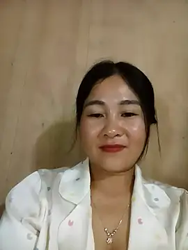 Snapshot of Dunk-namic chatting on 05/21/26, 02:14 Dunk-namic online show from 05/21/26, 02:14