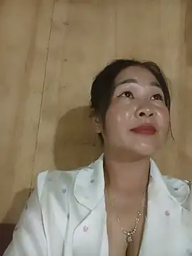 Snapshot of Dunk-namic chatting on 07/17/26, 09:28 Dunk-namic online show from 07/17/26, 09:28