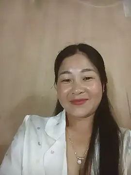 Snapshot of Dunk-namic chatting on 06/18/26, 01:26 Dunk-namic online show from 06/18/26, 01:26