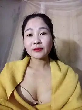 Snapshot of Dunk-namic chatting on 02/04/26, 12:05 Dunk-namic online show from 02/04/26, 12:05