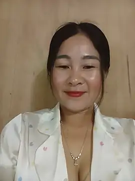 Snapshot of Dunk-namic chatting on 05/20/26, 02:08 Dunk-namic online show from 05/20/26, 02:08
