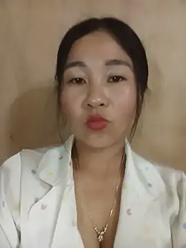 Snapshot of Dunk-namic chatting on 05/30/26, 01:23 Dunk-namic online show from 05/30/26, 01:23