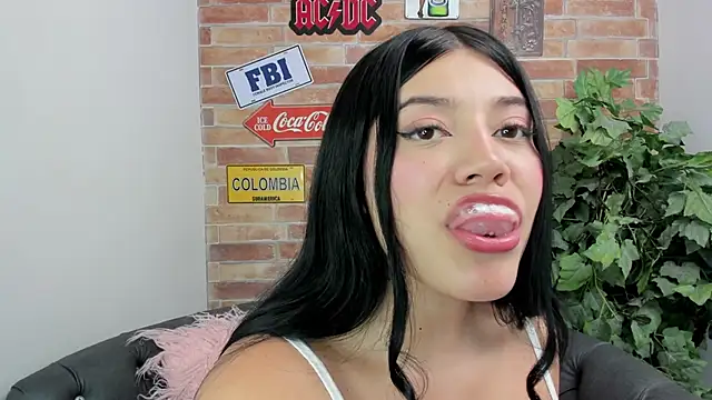 Snapshot of foxy_vera chatting on 02/23/26, 11:11 foxy vera online show from 02/23/26, 11:11