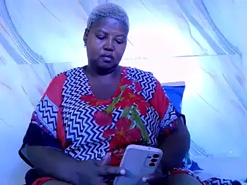 treasure hunny online show from 02/20/26, 06:48