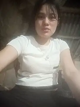 Momo-biki online show from 05/05/26, 01:25