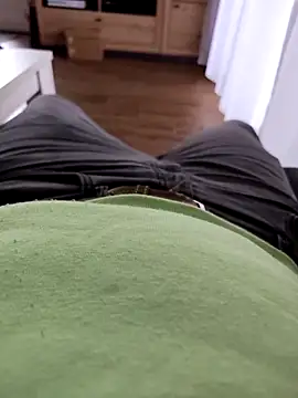 latya111 online show from 02/13/26, 01:44