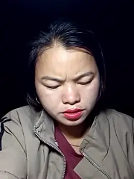 Snapshot of emlylyxinh chatting on 02/20/26, 07:16 emlylyxinh online show from 02/20/26, 07:16